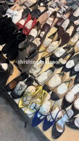 A must!! dong tac market hanoi #thrifting #shopping #hanoi #vietnam #vintagemarket #fashion #fyp 