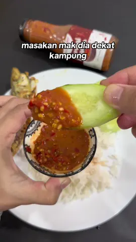 Senang la ada sambal belacan dalam botol macam ni.. Boleh standby kat rumah.. Senang dah nak makan sambal belacan lepas ni.. Nak bawak travel pun senang.. Serius memang sedap sambal belacan yang ni #sambalbelacan #sambalbelacansedap #sambalbelacanviral #sambalbelacanpadu #sambalbelacanbossbrothers 