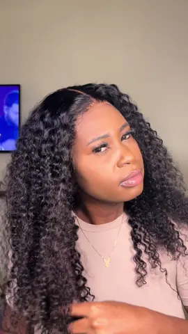 Finally i got myself the viral 4C edges wig from @hermosahair  Wig is linked in my bio‼️ Use code “MOSA” for 22% off youd purchase #4ccurlyedgeswig#curlywig#hdlacewig#hermosahair#curlyedgeswig#wig#hair#wigstyling#fyp#wigtok