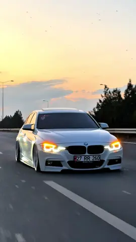 suǝɹԀ ıןʇⱯ zɐʎǝꓭ 🏆👑❤️ #ibrahimtemiz #bmw #keşfet #bmwm3 #fyp #airsuspension #beniöneçıkart #reelsvideo #gaziantep #turkiye #white #sedeflibeyaz #araba #otomobil #aşk #emek #efsane #foryourpage #27rr260  #bmwfamilyturkiye #f30 #m3