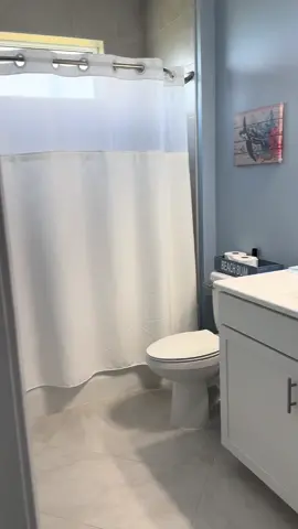 Update your bathroom with this luxury shower curtain! #showercurtain #showercurtainhack #bathroomupdate #bathroomrefresh #bathroomshowercurtain #showercurtains #nohookshowercutain #christmas 