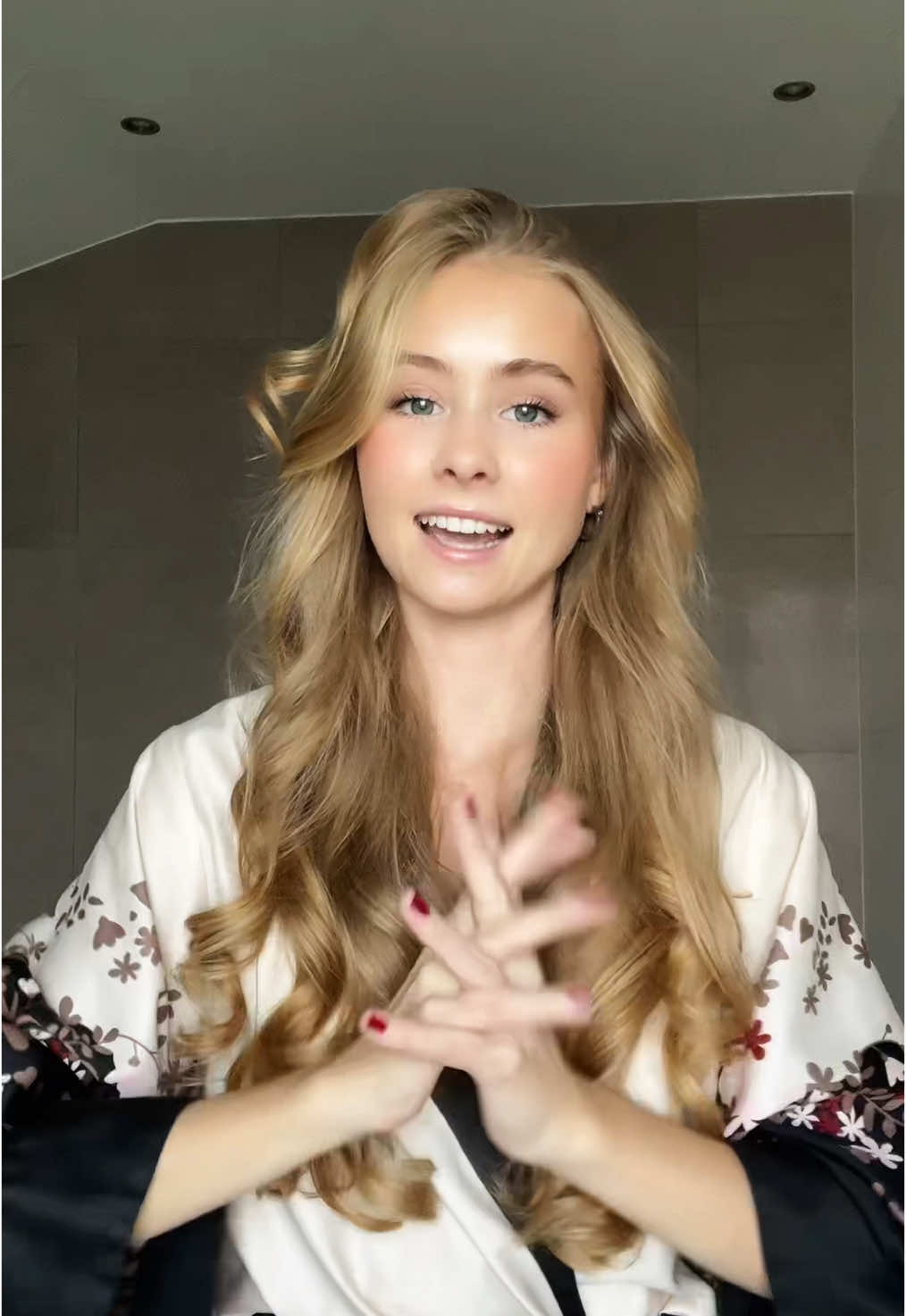 What’s your favorite heatless curls method? 🤎 #hairtok #heatlesscurls 