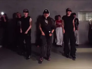 #girls #douyin抖音 #reels有毒 #dancechoreography #fypシ #viralvideo #dance #fyp #kpopfyp #Xg #wokeup #ulz_dance0 