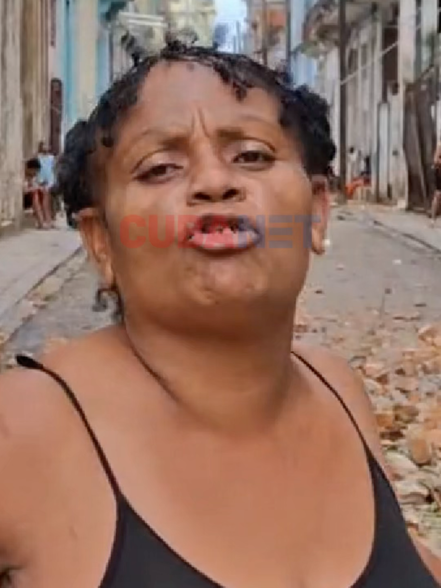 “No vienen a resolver nada (el gobierno)”: denuncian derrumbe tras el paso del huracán #noticiascuba #soscuba #cuba  #lahabana  #cubanosporelmundo  #cubanosporelmundo  #mujeresqueinspiran