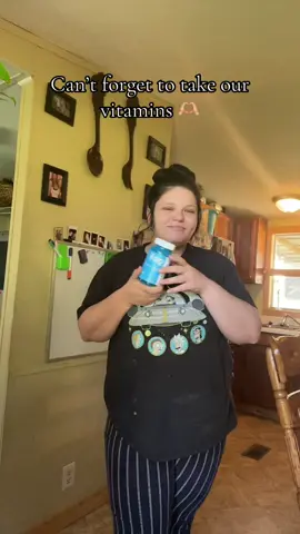 Don’t forget your vitamins 🫶🏼 #goli #tiktokshop #tiktokshopfinds #tiktokshopping #tiktokshopblackfriday #tiktokshopcybermonday #tiktokshopholidaydeals #tiktokshopholidaysale #TikTokShopHaul 