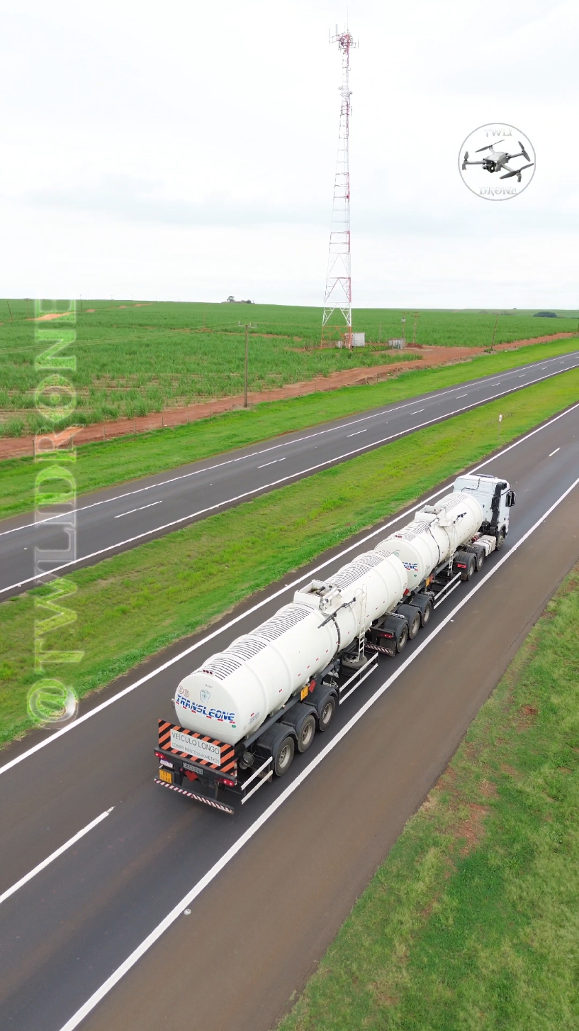 CAMINHÃO TANQUE 9EIXOS #twlidrone #drone #caminhao #9eixos #rodotrem #agro #motorista #viral 