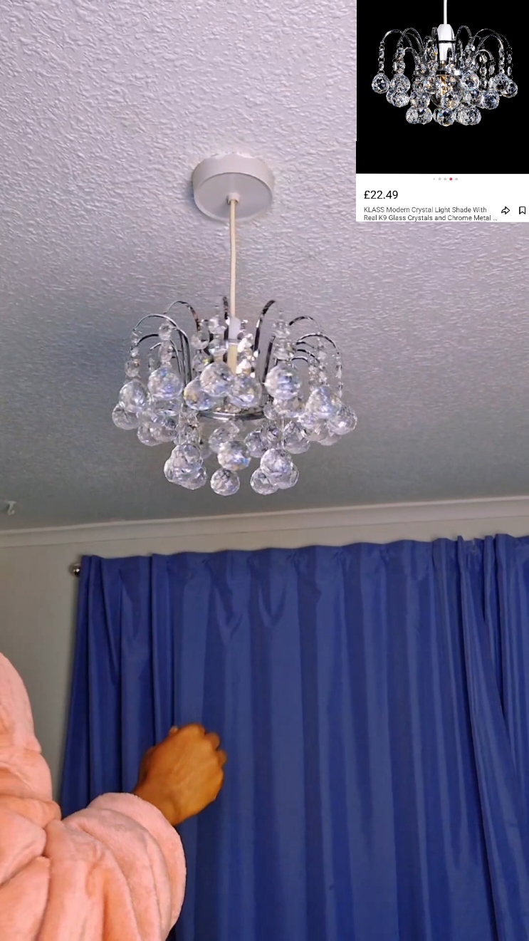 Replying to @nrsjessy Hope this helps. Light shade is linked on the video @Giggi UK #Tiktokmademebuyit #blackfridaysale #lightshade #lampshade #livingroomdecor #homedecor #homedecorideas #crystallamp #crystallampshade #decoration 