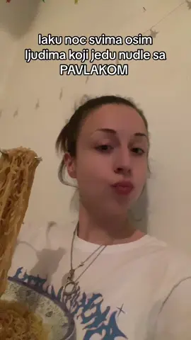ja vas molim da prestanete vrsiti zlocine nad nudlama bukvalno cete odgovarati pred haskim tribunalom #viral #fyp #foryoupage #bosnia #serbia #croatia #viraltiktok #nudle 