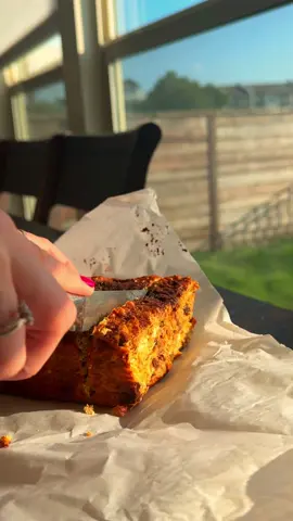 12g protein per slice — High Protein Cinnamon Raisin Loaf | GF 🤎🍂🔗 To get the written recipe just click the link in my bio 🔗