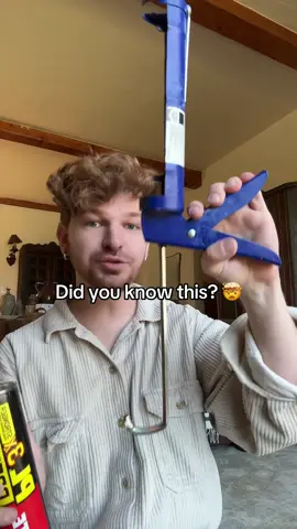 I didnt know this until recently 🤣 All those years trying to find things to cut the tip and poke the seal open 