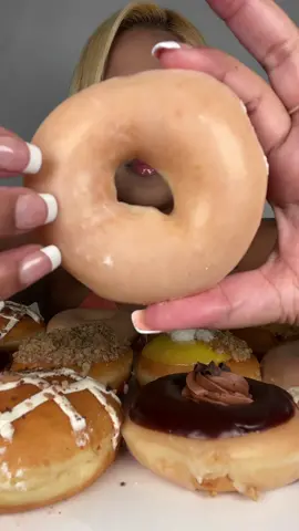 Cheers to 2 million of you that decided to follow this girl & make her dreams come true 😭🥹❤️ thank you for being here 🫶🏽 Krispy Kreme Thanksgiving donuts ❤️ thank you God for allowing me to be here 🙏🏾#krispykreme #donuts #mukbang #crunchy #mukbangasmr #eating #asmreating #Foodie #foodtiktok  #food #crunchysounds #asmrfood #crunchyasmr #eat #asmrsounds #asmrtiktok #eatingshow #hungrytiktok #eatingshowasmr #muckbang #fyp #fypシ #foryourpage #viral 
