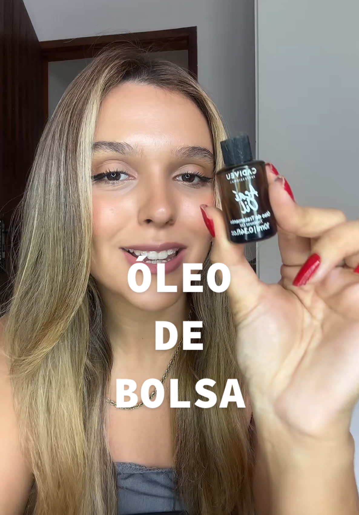 Eu nao sei vocês, mas eu nao saio de casa sem um oleo kkkkkk meu sonho lançarem mini oleo do óleo extraordinário 🥲