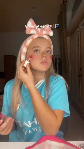 At least i got my peppermint mocha #work #worklife #working #grwm #grwmroutine #grwmmakeup #grwm_aesthetics #grwms #grwmacc #grwmaccount #grwmforwork #4am #early #earlymorning #earlymorningroutine #earlymornings #earlymorningtiktok #earlymorninggrwm #makeup #getreadywithme #fy #fyp #fypシ #fypツ #fyppp 