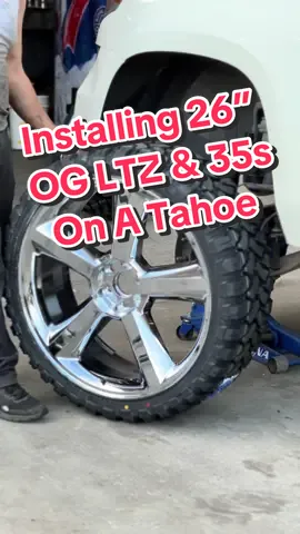 Installing 26” OG LTZs On Hannahs Tahoe @Hannah🪐 #lindseystire #trucktok #truck #liftedtruck #squattedtrucks #tahoe #ltz #26 #35 #sema #fyp #viralvideo #trendingvideo 