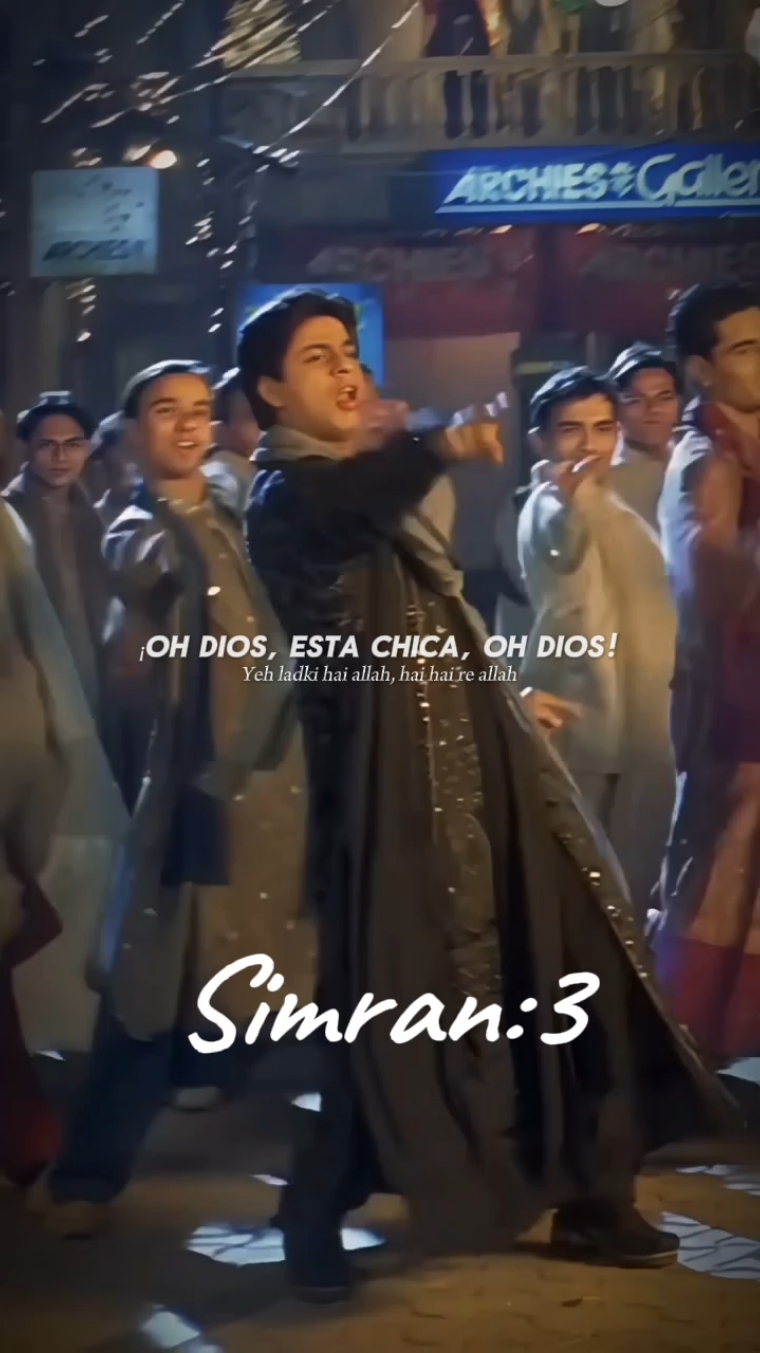 SONG: Yeh ladka hai allah Movie: La familia indu #srkajol #anjali #rahul #kajol #srk #kkkg #k3g #bollywood #india #🇮🇳 #simran #paratiii 
