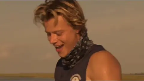 volta jj, tá doendo 😭 #fyp #fyy #foryou  #saudades #jjmaybank #outerbanks 