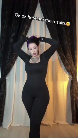 Why did I add the kick you ask? I do not know, it just felt right 😂✨ I STILL HAVE MORE BLOOOOPERS DW #dancetrend #altfyp #alt #splitdye 