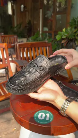 Sục da cá sấu nam. Đi cả đông và hè #giaynam #sụcnam #giaycasaucaocap #xuhuong 