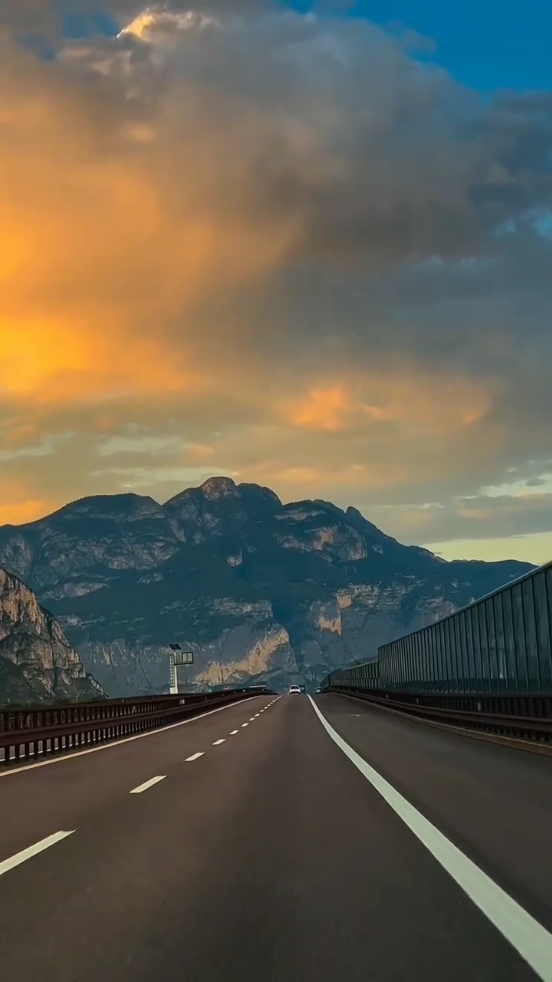 #felizviernesatodos  #frasesmotivadoras  #bendiciones🌹❤️🙌🏻🙌🏻🙏 