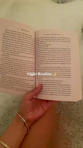 Relaxing night routine. Cant forget the cookies & journaling 💤🍪📝🧘🏻‍♀️#nightroutine #cozy #fyp #SelfCare #relax #CapCut 