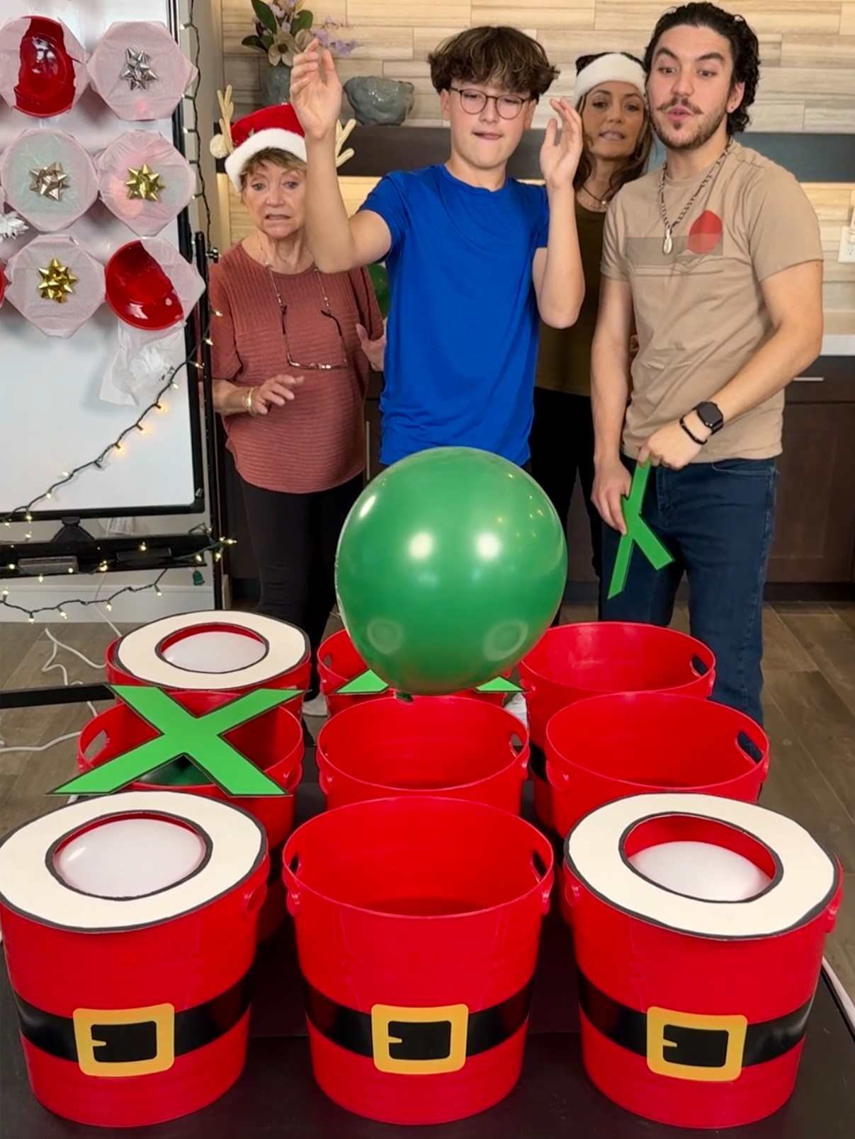 Santa Comes early for Tic Tac Toe Game #funnyprize #balloon #FamilyFun