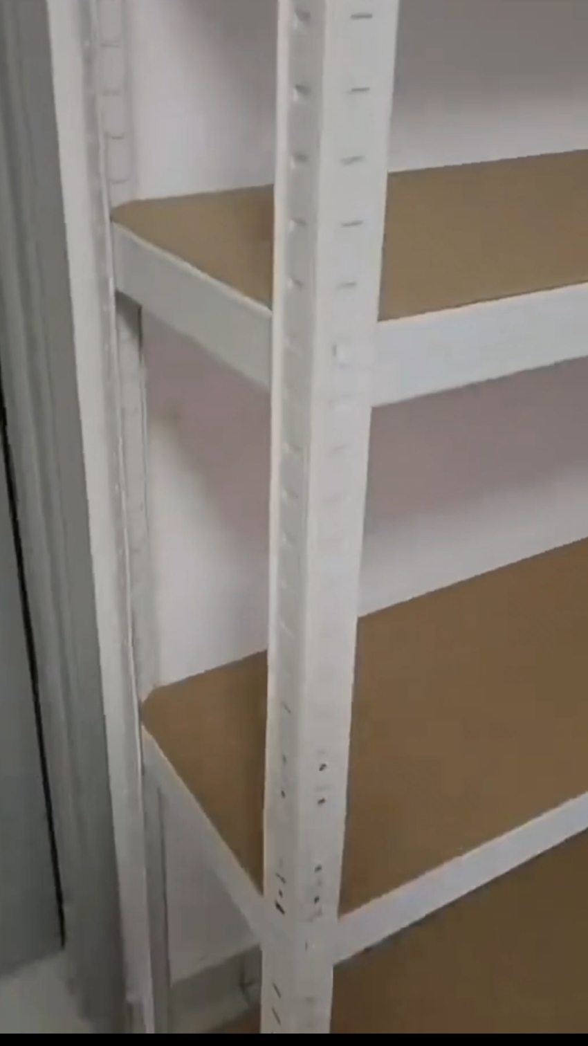 6-Layer Boltless Steel Rack - Adjustable Height, Waterproof Stante Organizer Maximize your storage space with this versatile and durable 6-layer boltless steel rack! Designed with a sturdy, waterproof steel frame, this organizer is perfect for both home and commercial use. The adjustable height of each layer allows you to customize the shelves to fit items of varying sizes, making it ideal for storing tools, boxes, kitchen essentials, office supplies, and more. Easy to assemble without the need for bolts or screws, this rack is both time-efficient and secure. Its sleek, minimalist design fits seamlessly into any space, offering strong support and an organized look. Features: 6 Adjustable Layers: Customize shelf heights to meet your specific storage needs. Boltless Assembly: No tools needed—assemble quickly and easily. Sturdy Steel Construction: High-quality steel frame for long-lasting use. Waterproof Design: Resistant to moisture, perfect for kitchens, garages, and storage rooms. High Load Capacity: Each shelf can hold up to XX kg, supporting all your storage needs. Specifications: Material: Waterproof steel Dimensions: XX cm (L) x XX cm (W) x XX cm (H) Color: [Specify color if available] This boltless steel rack is your go-to solution for organizing and optimizing space efficiently. Ideal for warehouses, garages, workshops, or even household use. Order yours today and bring organization to your space! #SteelRack #StorageSolutions #Organizer #BoltlessRack #StorageRack #HeavyDutyRack #AdjustableShelves #GarageStorage #HomeOrganization #SpaceSaver #WarehouseRack #IndustrialStorage #WaterproofRack #StorageSystem #MetalRack #WorkshopOrganizer #BoltlessShelving #HeavyDutyShelves #StorageMadeEasy #CustomizableStorage #SpaceOptimization #StorageEssentials #OrganizationIdeas #ShelvingUnit #StorageRackOrganizer #HomeStorage #WarehouseSolutions #GarageOrganizer #DurableShelves #MultiPurposeStorage 