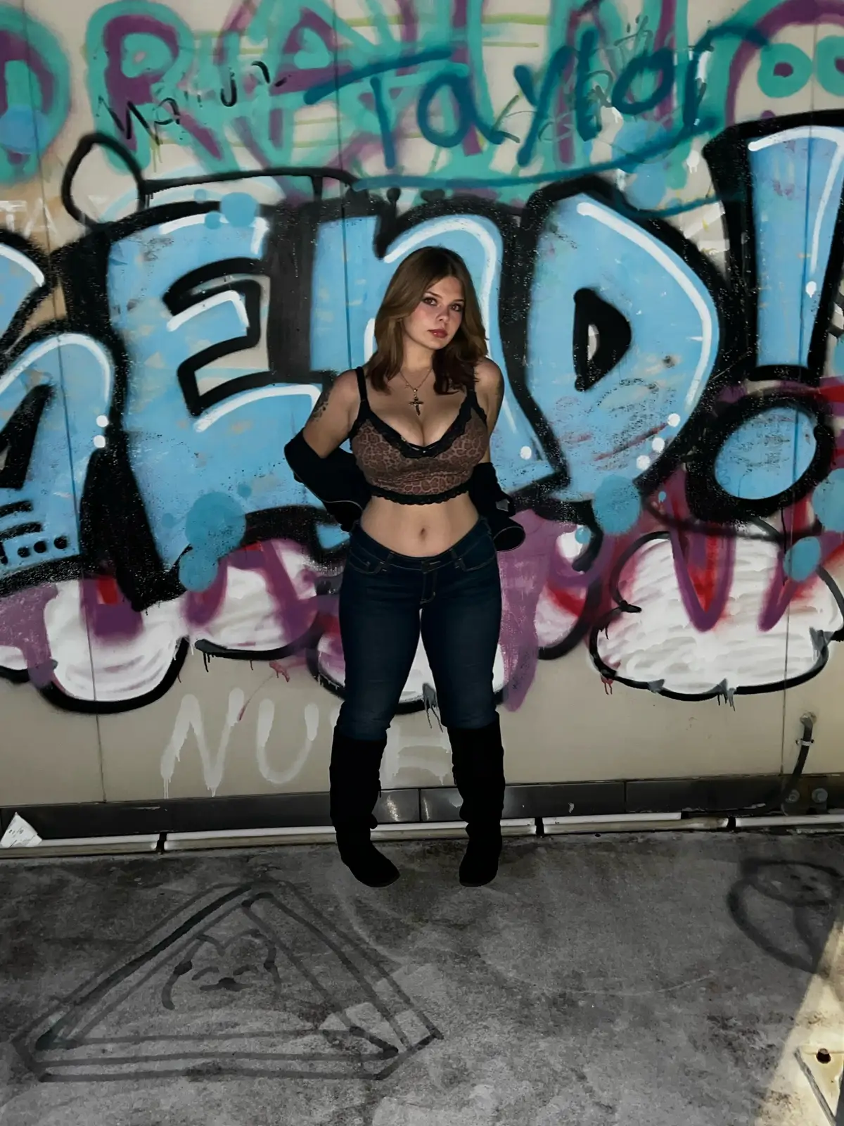 Feelin yummy  #fyp #y2k #aesthetic #fitcheck #photoshoot 