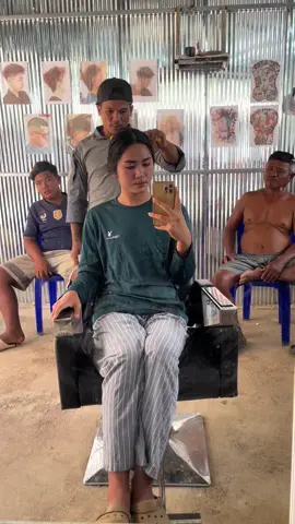 សូមឲអ្វីៗវាចប់សព្វគ្រប់ទៅតាមនិងចុះ😔🙏🏻👋🏻