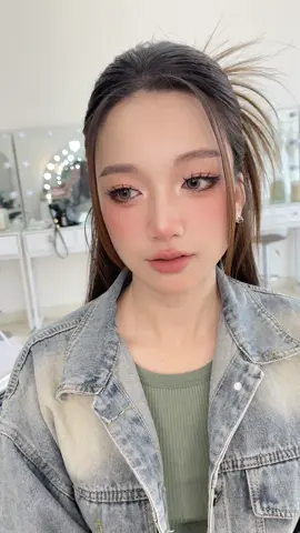 Khách makeup tiệc xinh xỉu của em Jim #HuongJimMakeup #xuhuong #xuhuongtiktok #xuhuong2024 #makeup #makeupdouyin #makeuptiec 