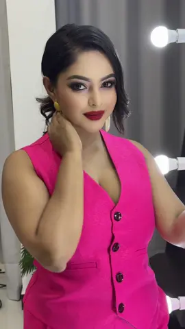 සෝස මල @Geethma Bandara 😍 @අනගි🧿  #udithaumesh #lushstudios #shoots #ff #fyp #studiomomentzz #foryoupage #geethma #geethmabandara 