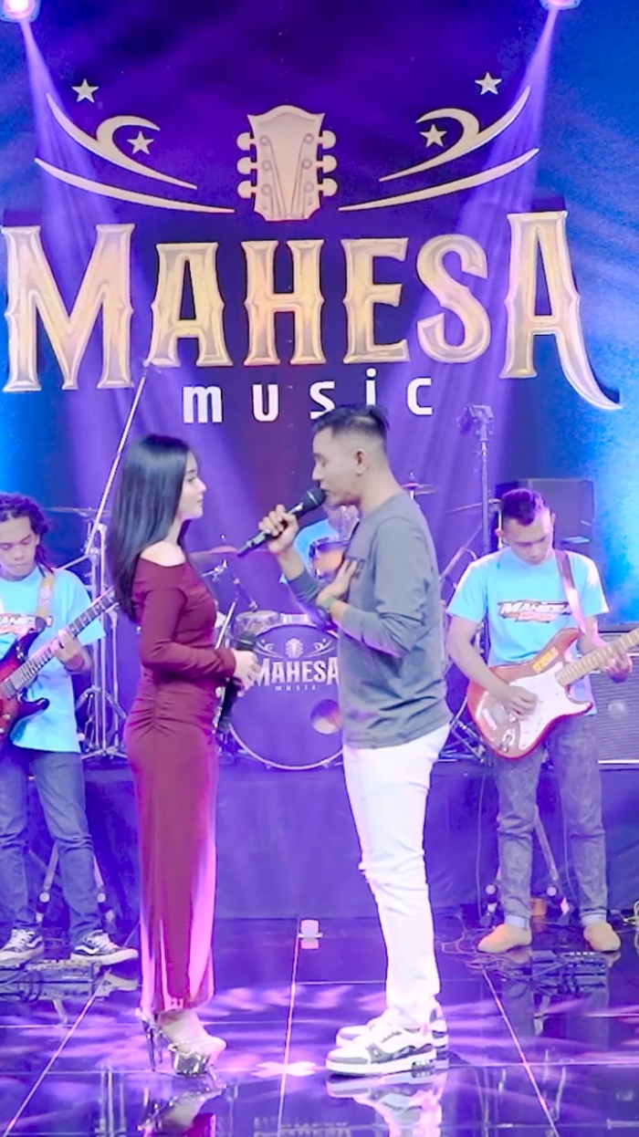 Gerry Mahesa ft Tiara Amora | Debu Debu Jalanan | Mahesa Music #gerrymahesa #tiaraamora #debudebujalanan #musikdangdut #lagudangdut #dangdut #mahesaofficial #mahesamusic #fyp #viral #berandatiktok 
