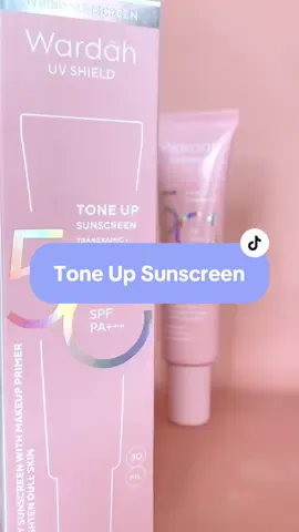 ☀️ Say hello to flawless sun protection! UV Shield Tone Up Sunscreen Serum: natural tone up, no white cast, semi-matte finish, and non-comedogenic. Perfect for a fresh, smooth look all day 🌞✨ #MoistAwaitedGlow #SuperBrandDay #SBDWardah #Promoguncang1111 