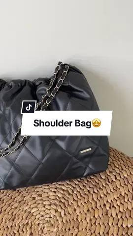 Twilla Shoulder Bag🤩 3M buat Twilla alias Murah, Mewah, dan Muat Banyak😮‍💨❤️‍🔥 #mayonette #localbrand #promo1111 #promoguncang1111 #shoulderbag #rekomendasitas #racuntiktok 