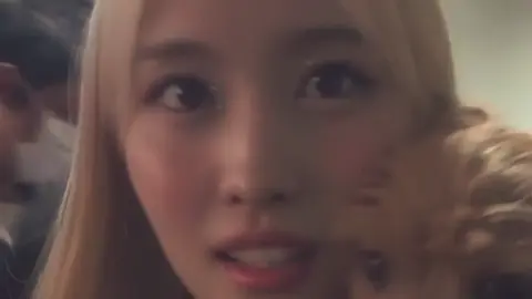 HAPPY BIRTHDAY MOMITOOO😭💝 •:Espere tanto este momento con alegría por ser mi primera vez celebrando un cumpleaños de mi persona favorita ✨ Eres una parte fundamental de Twice, y tu talento, energía y sonrisa iluminan el escenario. Tu dedicación y esfuerzo nos inspiran cada día. Gracias por compartir tu pasión y amor por la música con nosotros. Tu voz, tu baile y tu presencia en el escenario son una verdadera delicia. Eres una artista excepcional y una verdadera estrella. Tu capacidad para conectar con los fans es única y especial. En este especial día, te deseo: - Un año lleno de felicidad y éxito. - Música que toque los corazones de todos. - Momentos inolvidables con tus compañeras de Twice. - Amor y apoyo de ONCEs de todo el mundo. Momo, eres una verdadera bendición para Twice y para nosotros, los fans. Tu luz y energía hacen que el mundo sea un lugar más brillante. Gracias por ser una fuente de inspiración y alegría para tantos. Que este año sea lleno de logros, aventuras y momentos mágicos. Que tus sueños se hagan realidad y que tu corazón esté lleno de amor y felicidad. Que sigas brillando y haciendo que el mundo se rinda a tus pies. No solo eres una ídolo, sino una persona especial para mi, con un corazón lleno de amor y compasión. Tu humildad y gratitud hacia los fans son una lección para todos. Feliz cumpleaños, Momito Que tengas un día increíble y un año maravilloso. Te amamos y te apoyamos siempre. Eres nuestra Momo, nuestra estrella, nuestra luz. ¡Que sigas resplandeciendo! Y recuerda, Momo, que eres: - Una artista increíble. - Una persona excepcional. - Una fuente de inspiración. - Una luz en la oscuridad. - Una razón para sonreír. T amo mucho mi hermosa momito😭💝 #amoamomodetwice  #momomiesposa🏡💗  #momotwice  #felizcumpleañosmomo💗💗  #fyppppppppppppppppppppppp  #pinchetiktokponmeenparati😘 