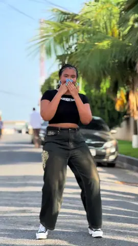 @wasty👑 you do all 😂 #shakeitthemax #viralvideo #accraghana🇬🇭 #ghanatiktok🇬🇭 #dancechallenge @thefamousplayers 