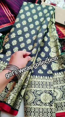 black katan saree 🫶🥀 #jamdani_is_traditional #katansareecollection #viralvideo #foryoupageofficiall #bestjuwelarycollection #chokarset #foryoupage❤️❤️ #earringcollection 