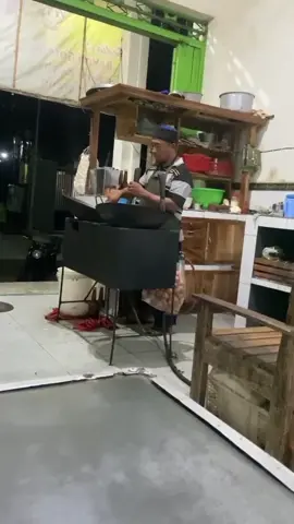 cak eko core🤣 #kediri24jam #nasigoreng #bakulsegogoreng #fypシ #foryoupage 