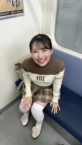 皆月ひかるちゃんと同じ電車になったら…💭🤍 #皆月ひかる  #電車  #撮影の裏側  #彼女がかわいすぎる  #インタビュー  #ファンレター 