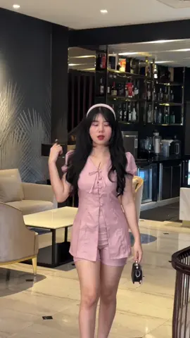 #CapCut #localbrand #cataloguemodel #foryouu #onlyforyou #trendingvideo #chinesegirl #foryourpages 