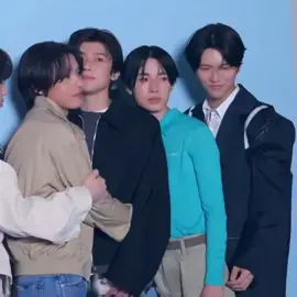 #YUSHI #JAEHEE SO SHY WHEN PHOTOGRAPHER TOLD THEM TO GIVE BACK HUG  우희희즈 #재희 #ジェヒ #엔시티위시 #NCT #nctwish #foryoupage #foryou #fyp 