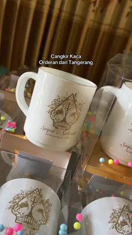 Rekomendasi souvenir kekinian dan bermanfaat #CapCut  #krawitansouvenir #souvenirpernikahan #souvenirgelas #xybca #weddingsouvenir #fyp #bismillahfyp #viral #wedding #foryou #souvenirs 