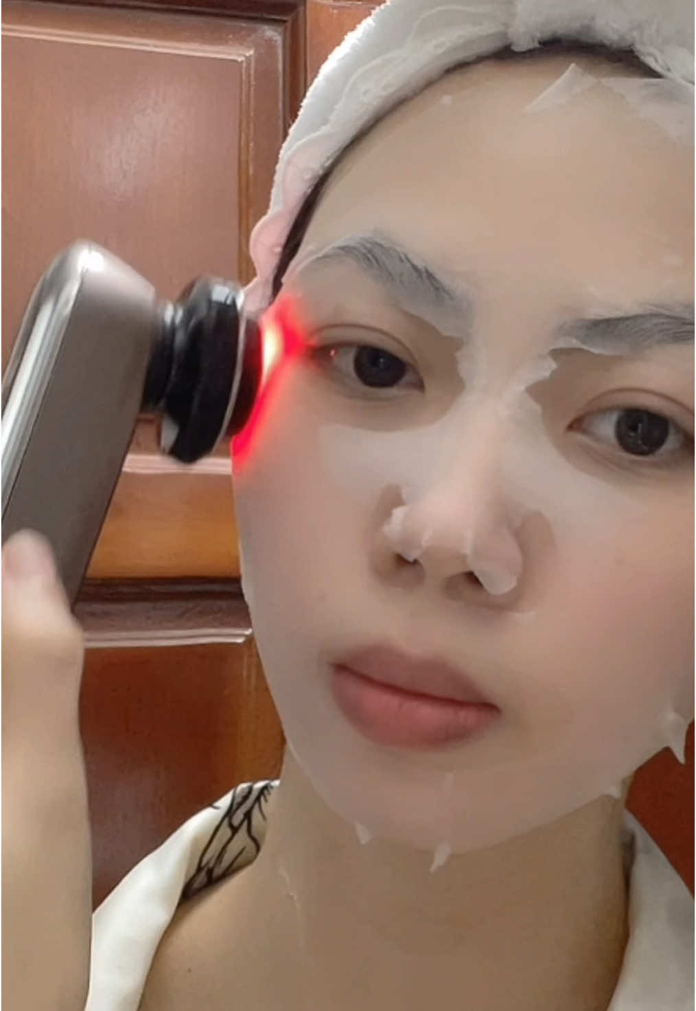 Nay chiếc mask đẫm tinh chất,  thoa được cả người luôn 😌#skincare #mask #lamdepvoimisu 