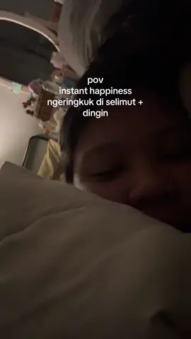 biasa kl begini kerasa tidurnya cuma 10 menit pas liat jam tbtb udh pagi . #foryou 