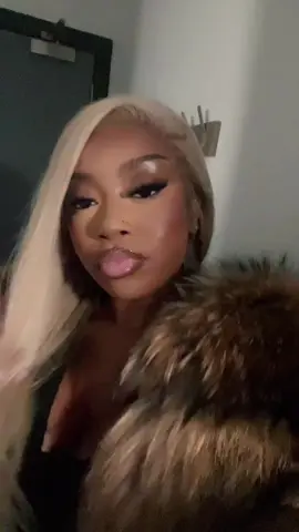 I look so uk black girl coded luv it