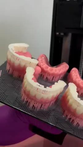 How fast can a 3D printer that can improve dental work efficiency be used?#dentallab #dentalcase #dentist #dental #printer #impress #dentistrylife 