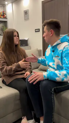 22.11. u 19h ću odratiti najvažniji stream do sada. Moram pobediti Šmigu i pokazati joj ko je bolji u igrama. Dođite da navijate za bolje! 😅😅 @Šmigićka #novke #aleksandarnovcic #smigicka #fyp #viral #kaspersky 