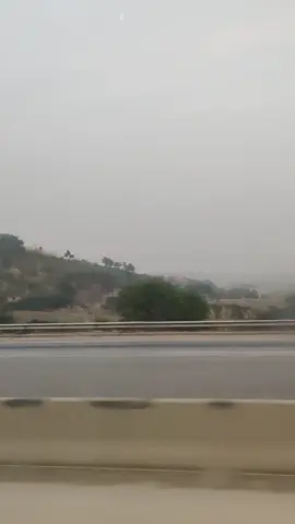 Wo Tere sth Guzare hue pal... 🎶