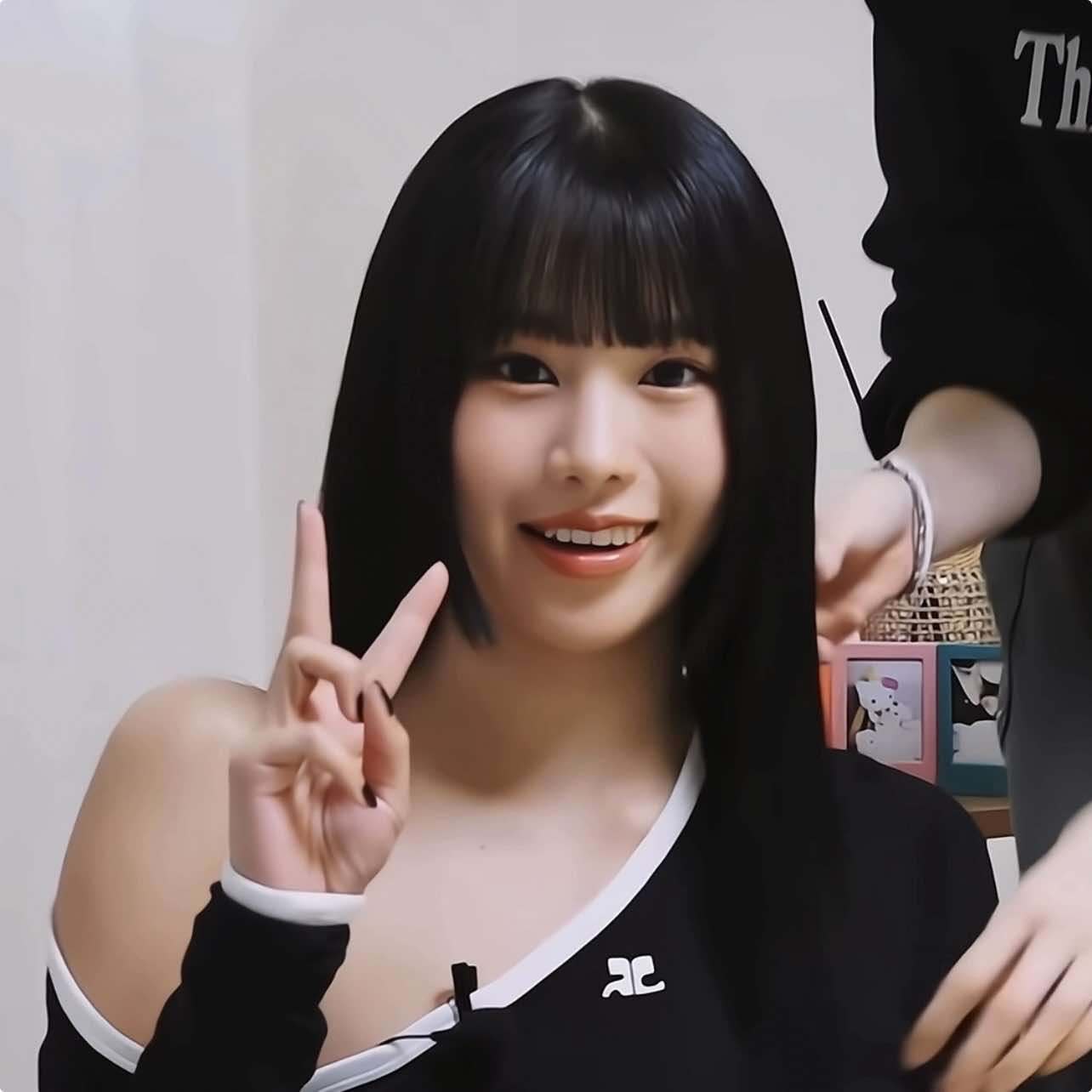 such a cutieeee🥹🎀💗 #NATTY #KISSOFLIFE #KIOF #나띠 #kpop #fyp #foryou 