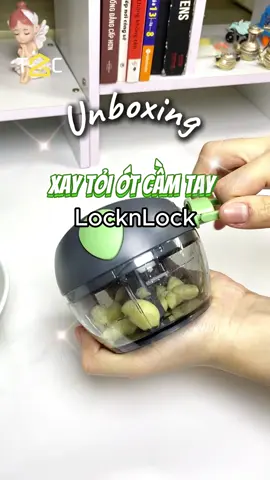 Máy xay tỏi LocknLock gọn nhẹ, tiện lợi và dễ dàng sử dụng cho bữa ăn gia đình😍 #Lifestyle #xaytoi#xaytoimini#xaytoilocknlock #t2cmall #t2cmalllocknlockchinhhang 