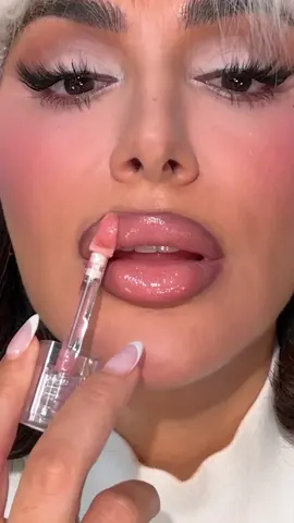 #makeuptok #icynude #lip 